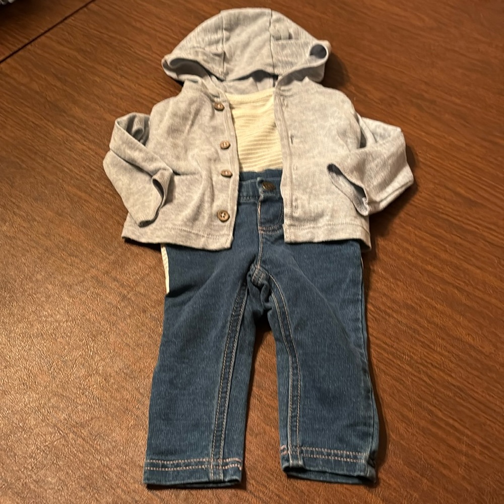 3 piece set jeans, bodysuit and lightweight button front hoodie